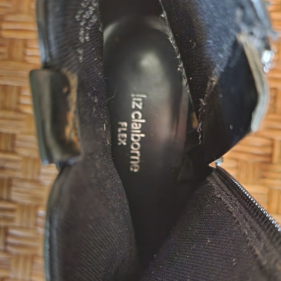Liz Claiborne Flex Ankle Boots Size 8 - Picture 9 of 10